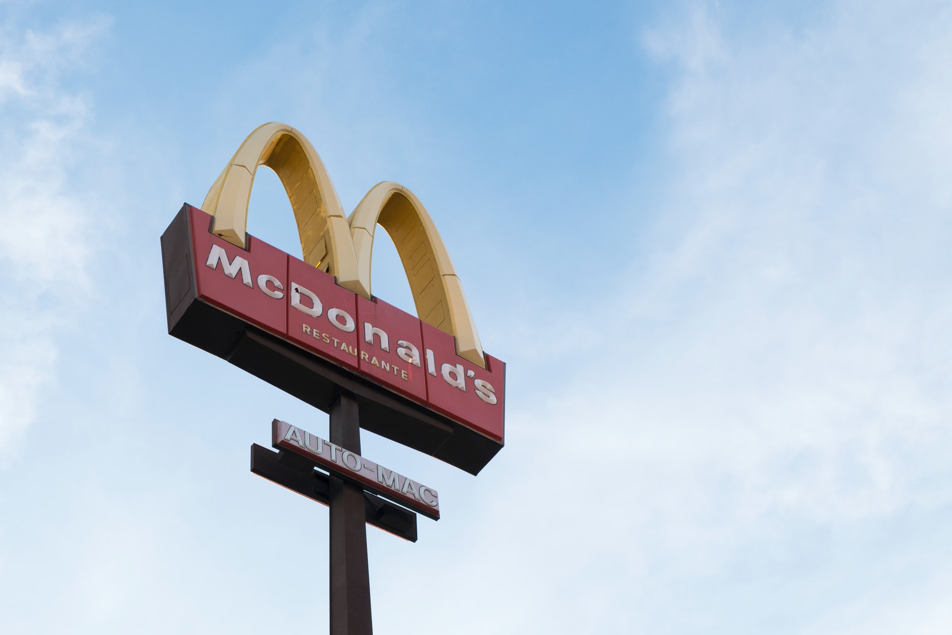 特拉维斯·斯科特（Travis Scott），J·巴尔文（J Balvin）和麦当劳（McDonald's）：为什么有些社会伙伴关系行之有效，而另一些注定要失败