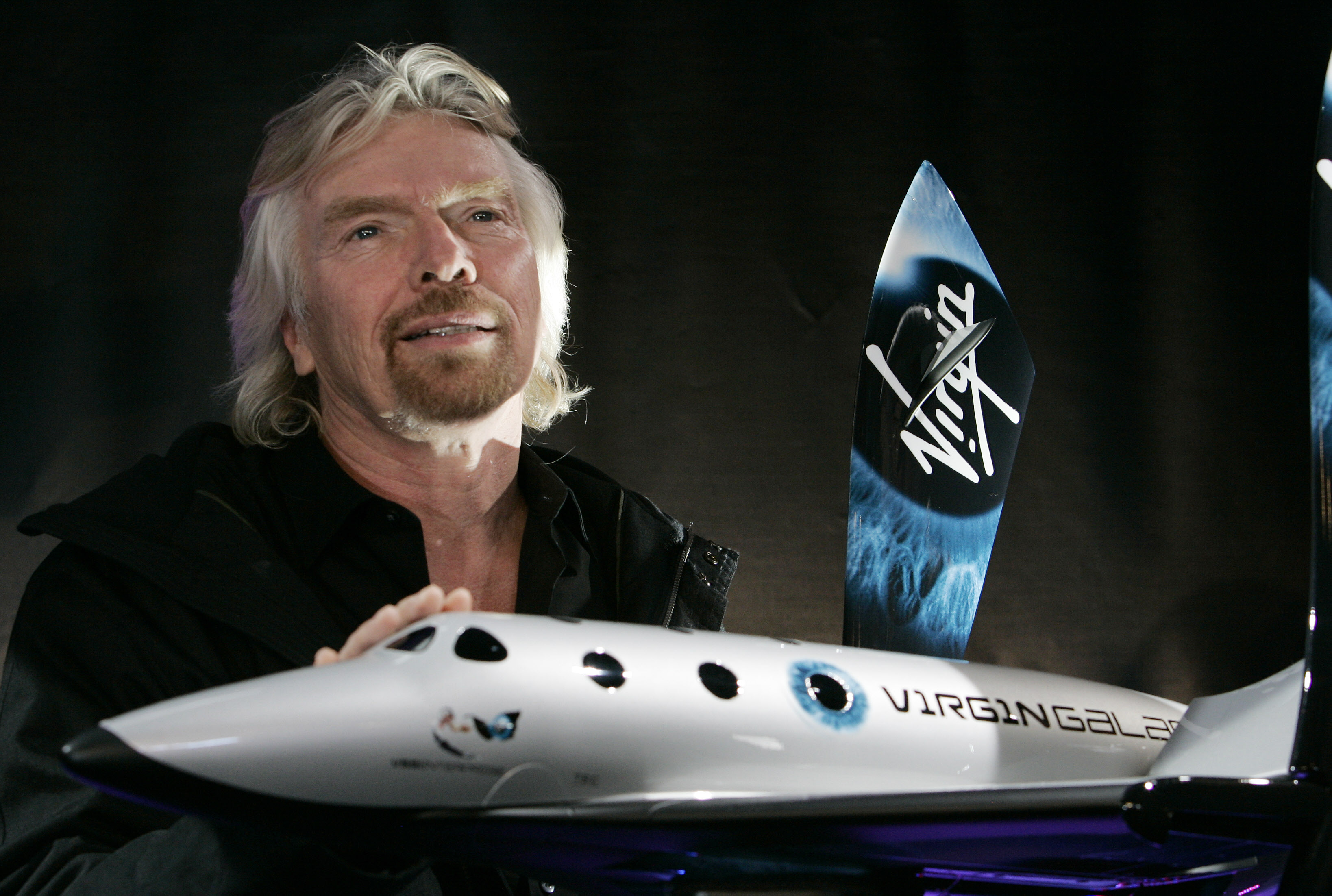 Tőzsdére megy Richard Branson űrturizmussal foglalkozó cége