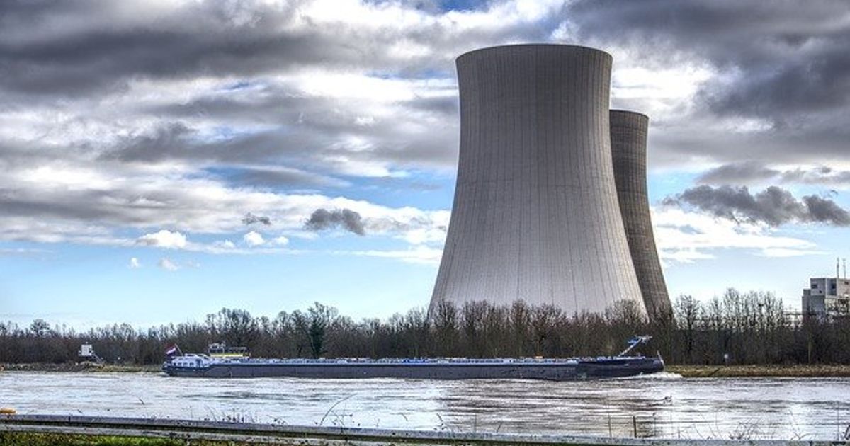 Elektrownie jądrowe, rząd, Naimski, Macierewicz i kłamstwa mediów