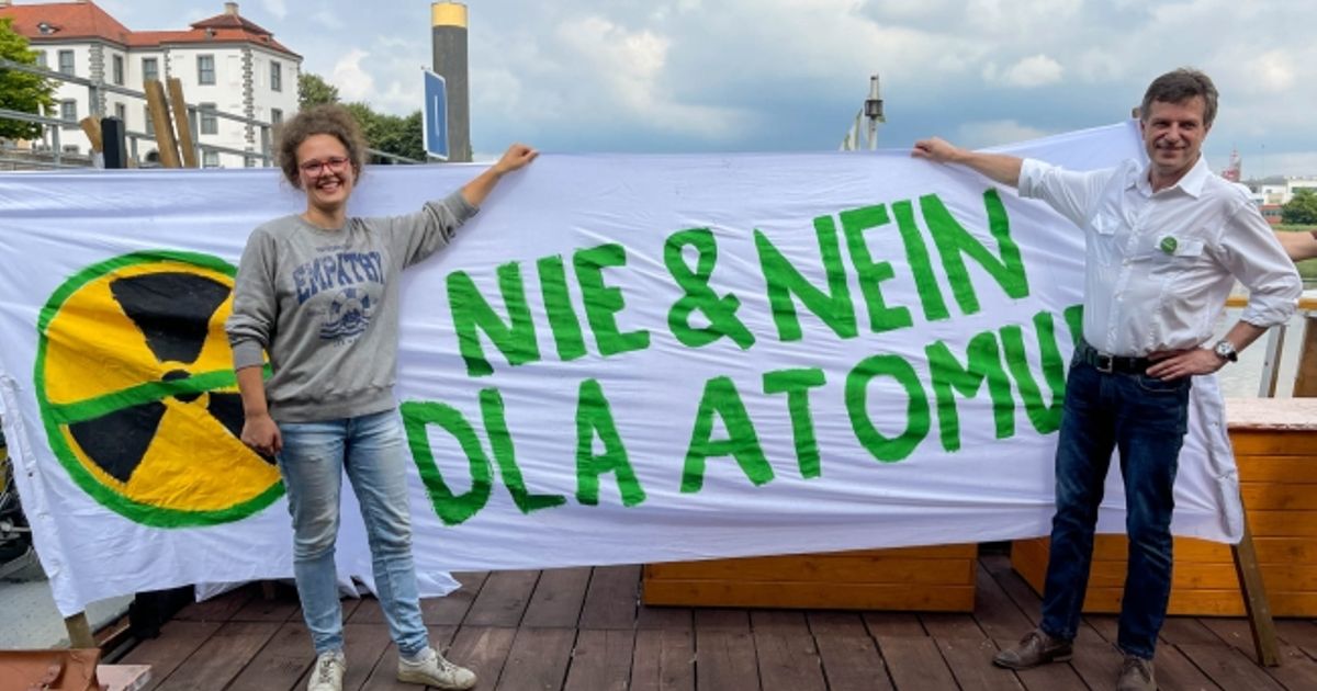 Niemieccy Zieloni i poseł KO protestują przeciwko budowie elektrowni atomowej w Polsce