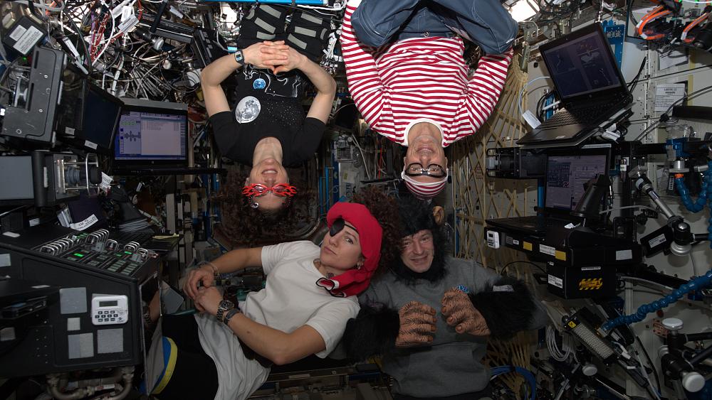 Спроси нашего астронавта | Как не сойти с ума в космосе?