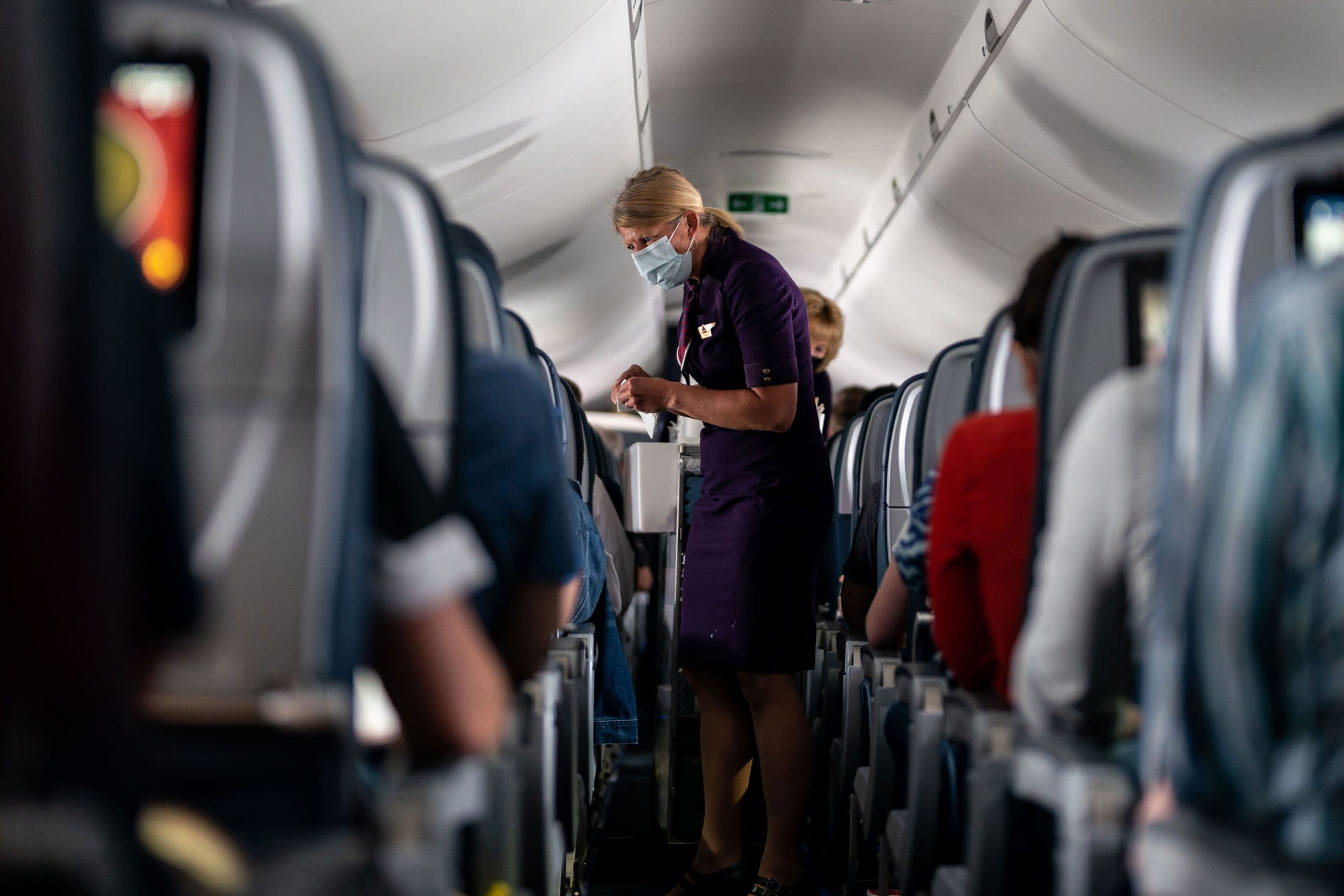 Delta Air Lines борется с крупнейшим в стране профсоюзом бортпроводников из-за сокращенного отпуска по болезни Covid