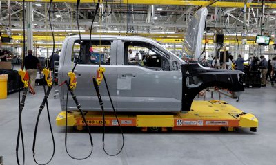 За спиной GM, новая стратегия Ford EV – это старинное финансирование: наличные деньги