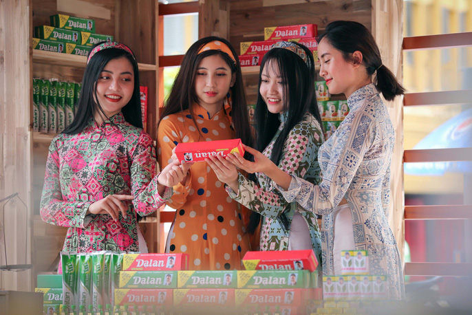 Khám phá bên trong siêu thị ảo đầu tiên tại Việt Nam - Ảnh 13.
