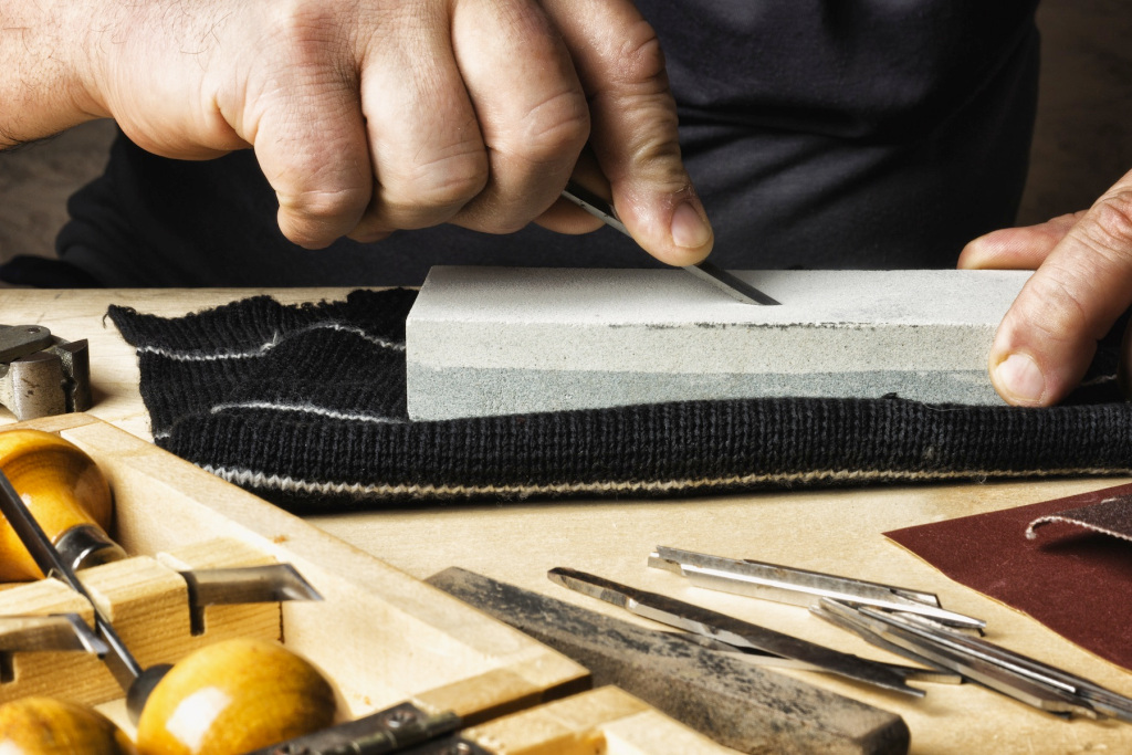 To Keep Your Tools in Top Shape, Look For the Best Sharpening Stones – ARTnews.com