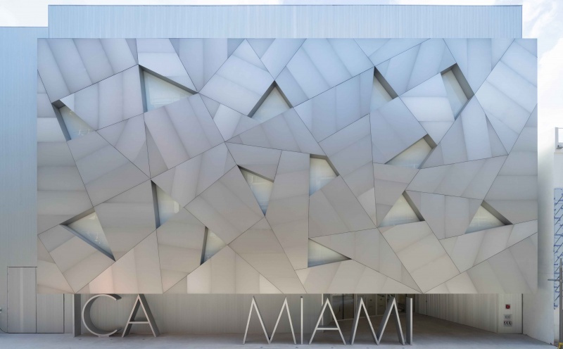 ICA Miami Acquires CryptoPunk NFT—and More Art News – ARTnews.com